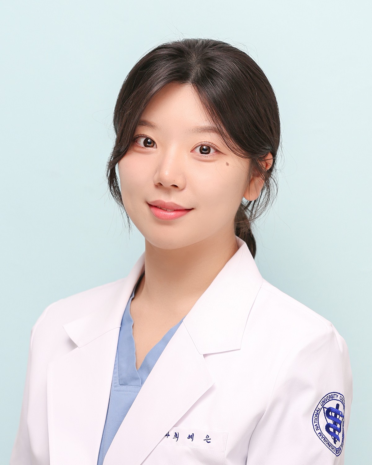 진료수의사 : 최예은