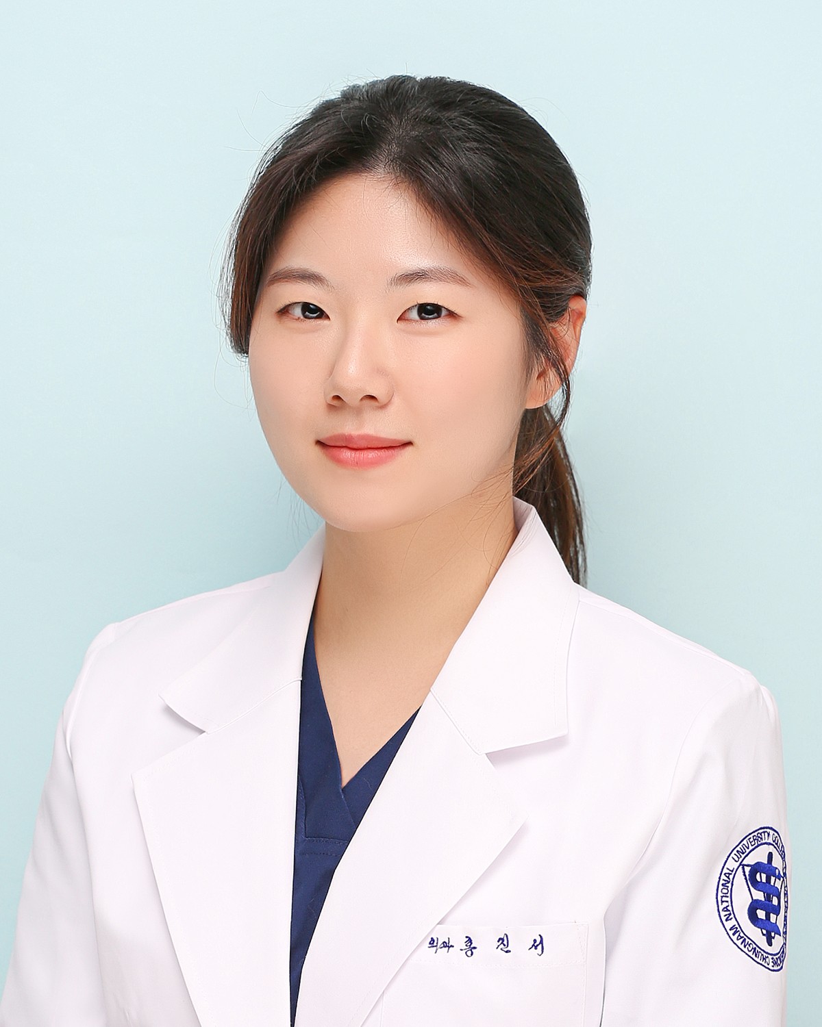 진료수의사 : 홍진서