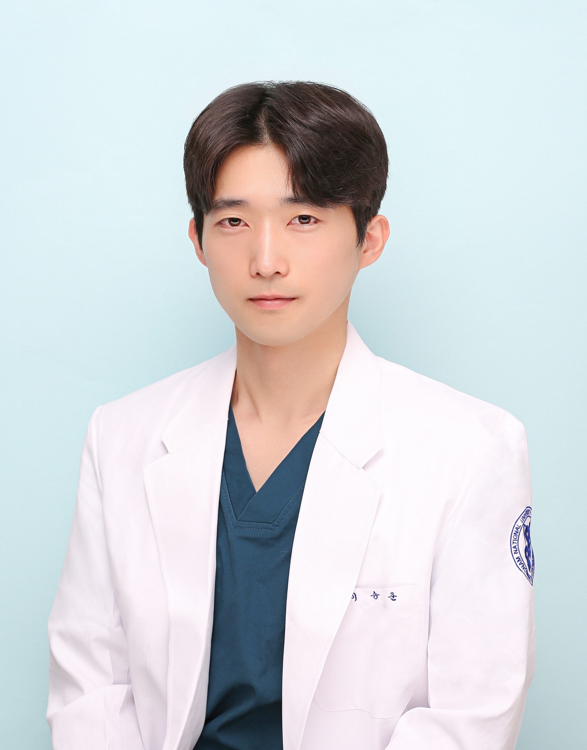 진료수의사 : 이승준