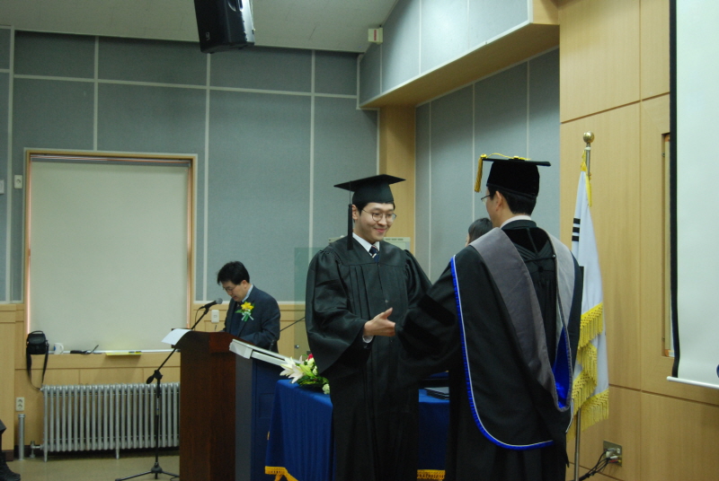 2012학년도 전기 수의과대학 학위수여식 개최